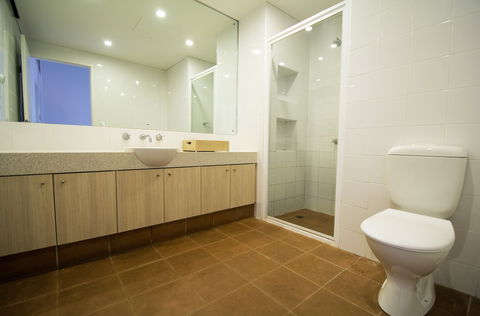 Emu Walk Apartments, Grand Mercure Apts - Darwin Holiday 1