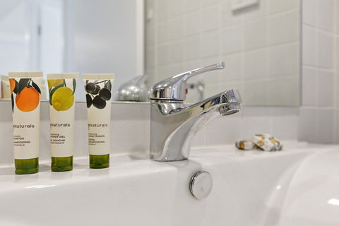 Astra Apartments Parramatta - Darwin Holiday 1