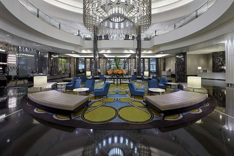 Crown Towers Melbourne - Darwin Holiday 1