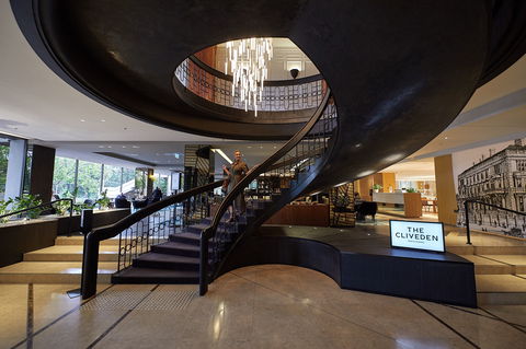 Pullman Melbourne on the Park - Darwin Holiday 1