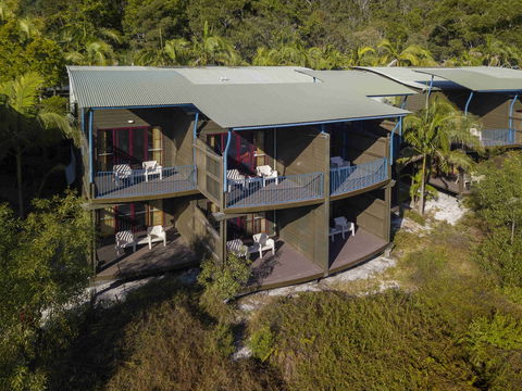 Mercure Kingfisher Bay Resort - Darwin Holiday 1