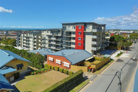 Gladstone Central Plaza Apartment Hotel - Darwin Holiday 0