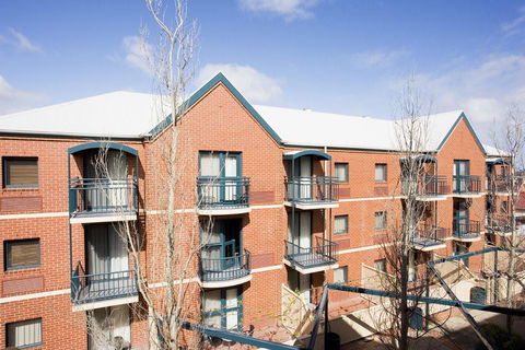 BreakFree Adelaide on Hindley - Darwin Holiday 0