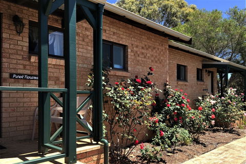 Margaret River Motel - Darwin Holiday 2