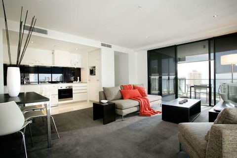 Mantra Circle on Cavill - Darwin Holiday 2