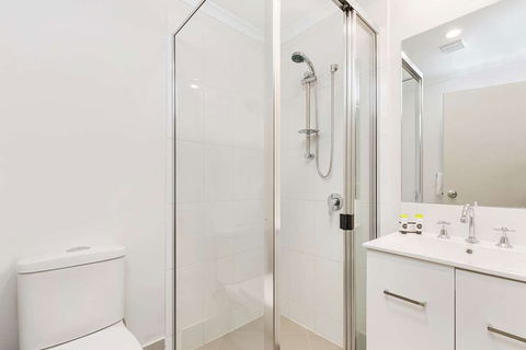 Rockhampton Riverside Central Hotel - Darwin Holiday 2