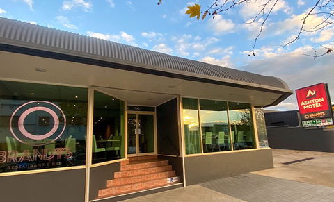 Ashton Townhouse Motel & Suites Tumut - Darwin Holiday 0