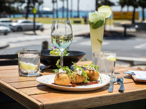 Novotel Geelong - Darwin Holiday 2