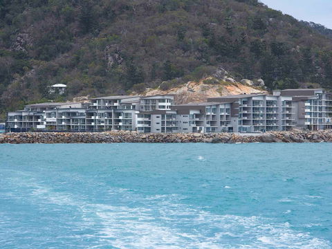 Grand Mercure Apartments Magnetic Island - Darwin Holiday 7