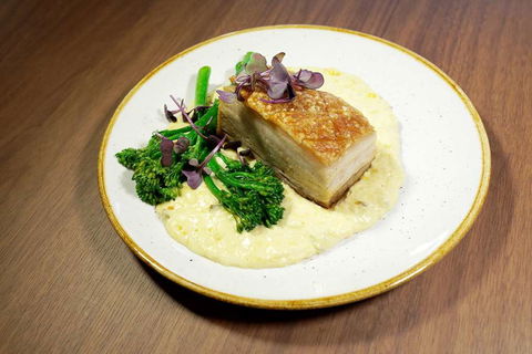 The Palmer Collective - Darwin Holiday 15