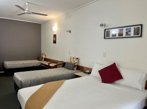 Ayr Traveller's Motel - Darwin Holiday 12