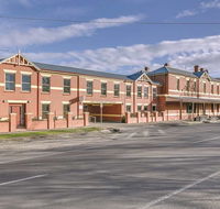 Lake Inn Ballarat - Darwin Holiday