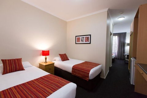 Barkly Motor Lodge - Darwin Holiday 6
