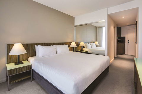 Adina Apartment Hotel Darling Harbour - Darwin Holiday 5