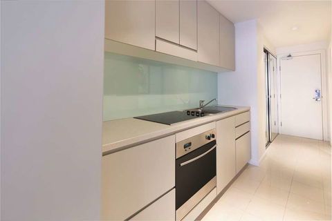 Adina Apartment Hotel Darling Harbour - Darwin Holiday 7