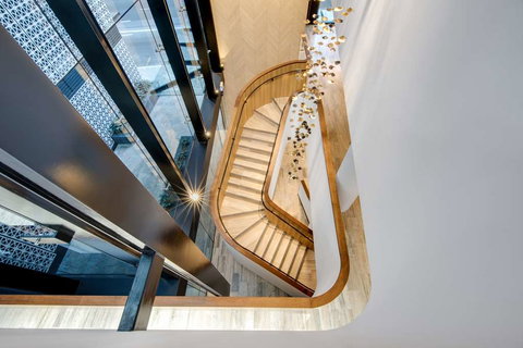 Vibe Hotel North Sydney - Darwin Holiday 7