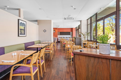 The Plaza Hotel Kalgoorlie - Darwin Holiday 14