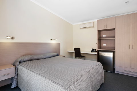 The View On Hannans - Darwin Holiday 6