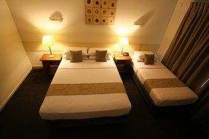 Emerald Maraboon Motor Inn - Darwin Holiday 9