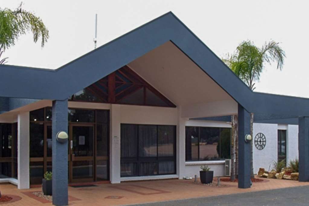 Overland Corner SA Darwin Holiday
