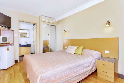 Econo Lodge Karratha - Darwin Holiday 8