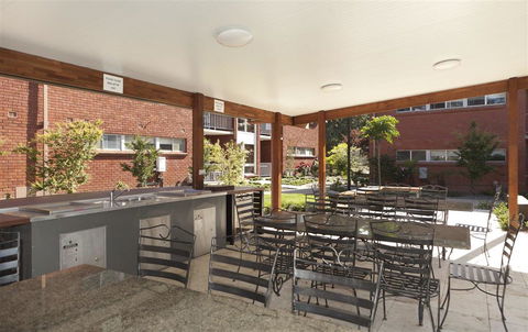 Forrest Hotel & Apartments - Darwin Holiday 8