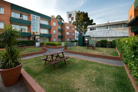 APX Apartments Parramatta - Darwin Holiday 3