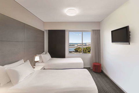Adina Apartment Hotel Darwin Waterfront - Darwin Holiday 6