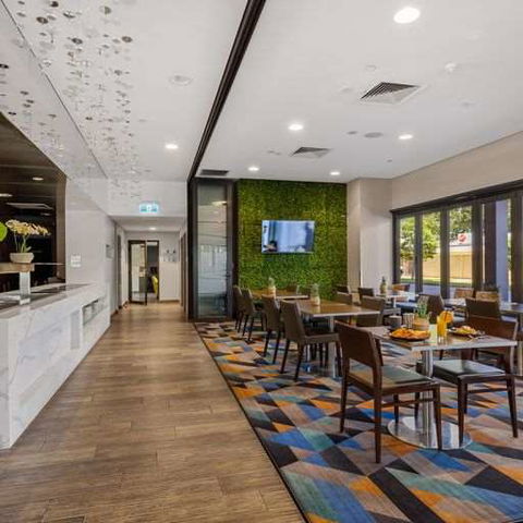 H on Mitchell Apartment Hotel - Darwin Holiday 7