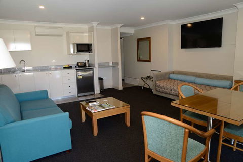 Bathurst Heritage Motor Inn - Darwin Holiday 2