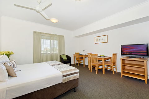 Metro Advance Apartments & Hotel - Darwin Holiday 12