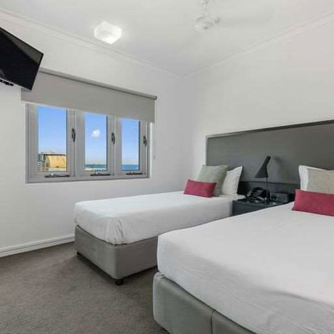 H On Mitchell Apartment Hotel - Darwin Holiday 4