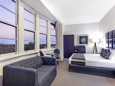 Mercure Monte Pio Hotel & Conference Ctr - Darwin Holiday 1