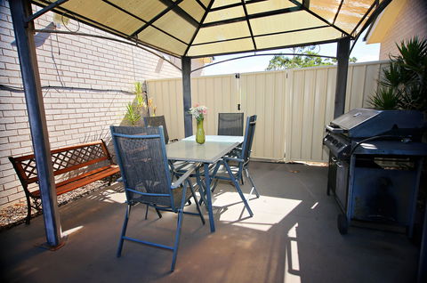 Roma Inland Motor Inn - Darwin Holiday 1