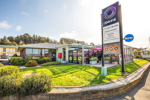 Nightcap at Riverside Hotel - Darwin Holiday 1