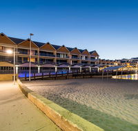Dolphin Quay Apartment Hotel - Darwin Holiday