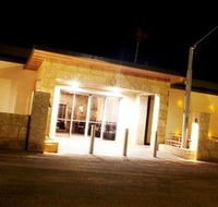 Newman Hotel - Darwin Holiday