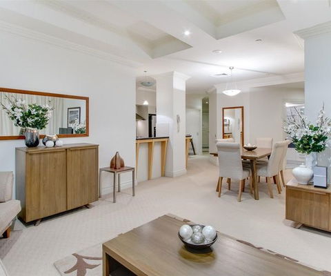 MacArthur Chambers - Darwin Holiday 1