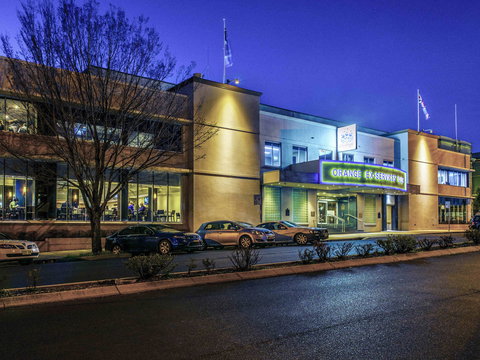 Mercure Orange - Darwin Holiday 1