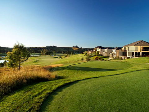 Yarra Valley Lodge - Darwin Holiday 1