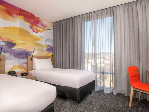 Ibis Styles Hobart Hotel - Darwin Holiday 1