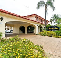 Narrandera Club Motor Inn - Darwin Holiday