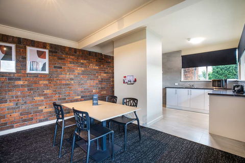 Nightcap at Manhattan Hotel - Darwin Holiday 2