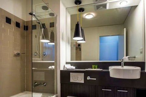 Mantra on Hay - Darwin Holiday 2