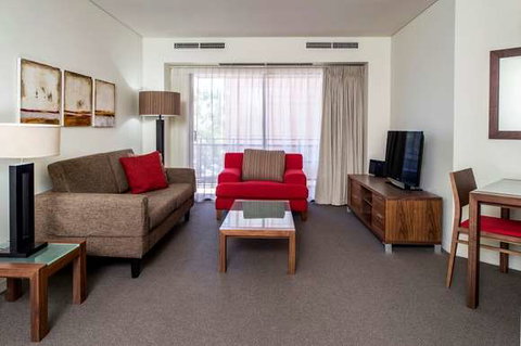 Mantra on Hay - Darwin Holiday 5