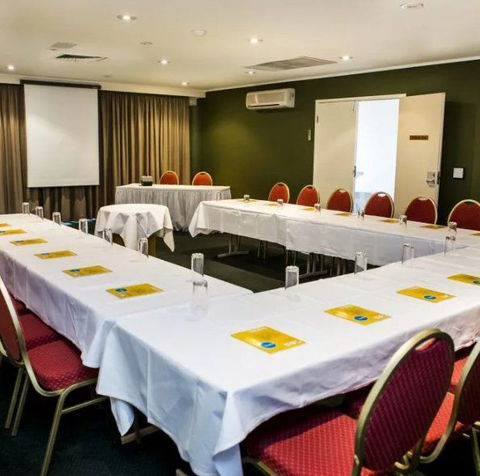 Sandown Regency Motor Inn - Darwin Holiday 5