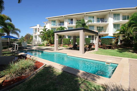 Caloundra Central Apartment Hotel - Darwin Holiday 9
