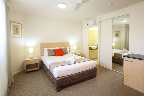 Caloundra Central Apartment Hotel - Darwin Holiday 13