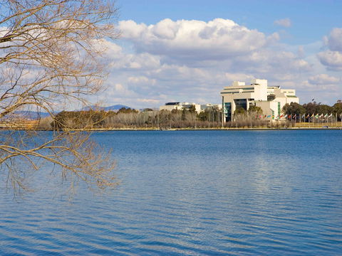 ibis Styles Canberra Tall Trees - Darwin Holiday 12