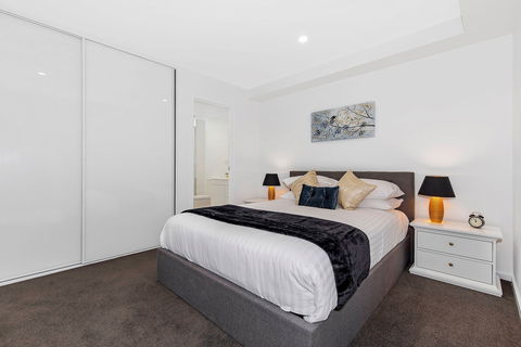 Astra Apartments Newcastle - Darwin Holiday 4